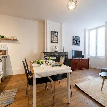 Apartment Cocon Poyol Bois, Wifi En Hyper Centre *